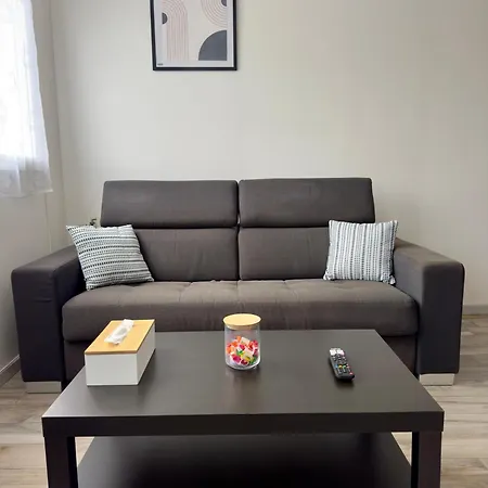 Luxurious And Stylish Studio Between Disney & Paris Champs-Sur-Marne Exterior photo