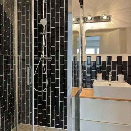 Luxurious And Stylish Studio Between Disney & Paris Champs-Sur-Marne Exterior photo
