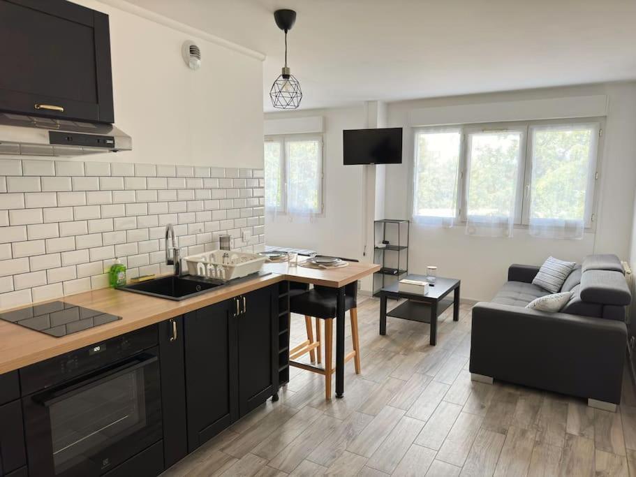 Luxurious And Stylish Between & Paris * Champs-Sur-Marne